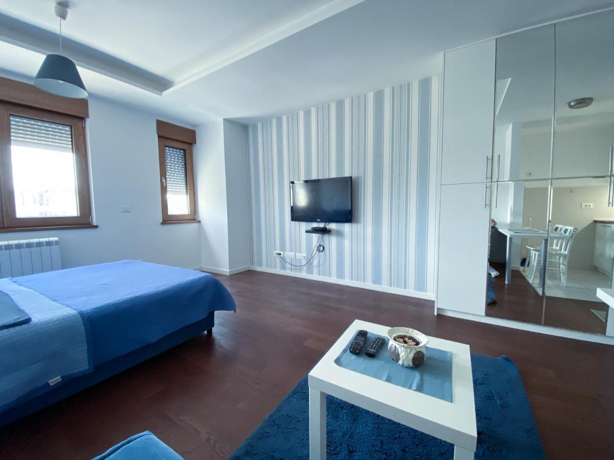 Apartment Azzurro Lux Beograd Bagian luar foto